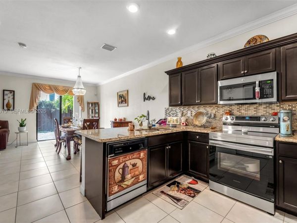 11472 SW 254th St, Homestead, FL 33032