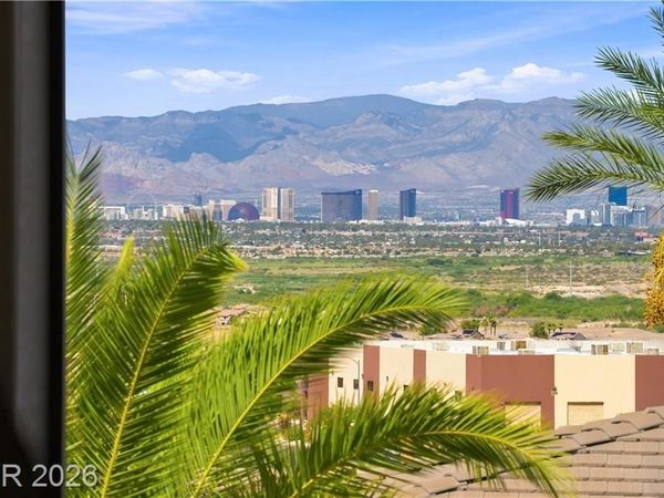 1068 Calico Ridge Drive, Henderson, NV 89011