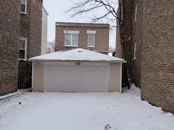 6444 S Eberhart Avenue , Chicago, IL 60637