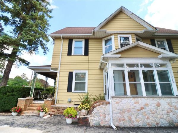 708 Helendale Road , Rochester, NY 14609