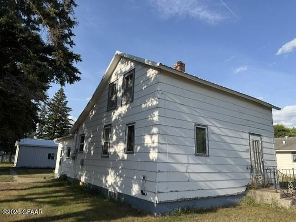 115 2ND Avenue , Fordville, ND 58231