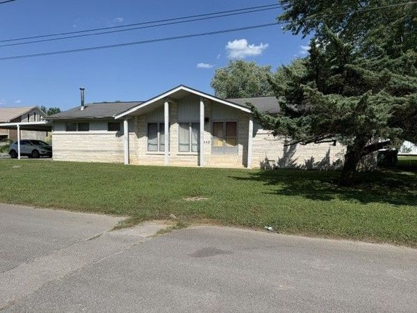 808 THIRD AVE , Lawrenceburg, TN 38464