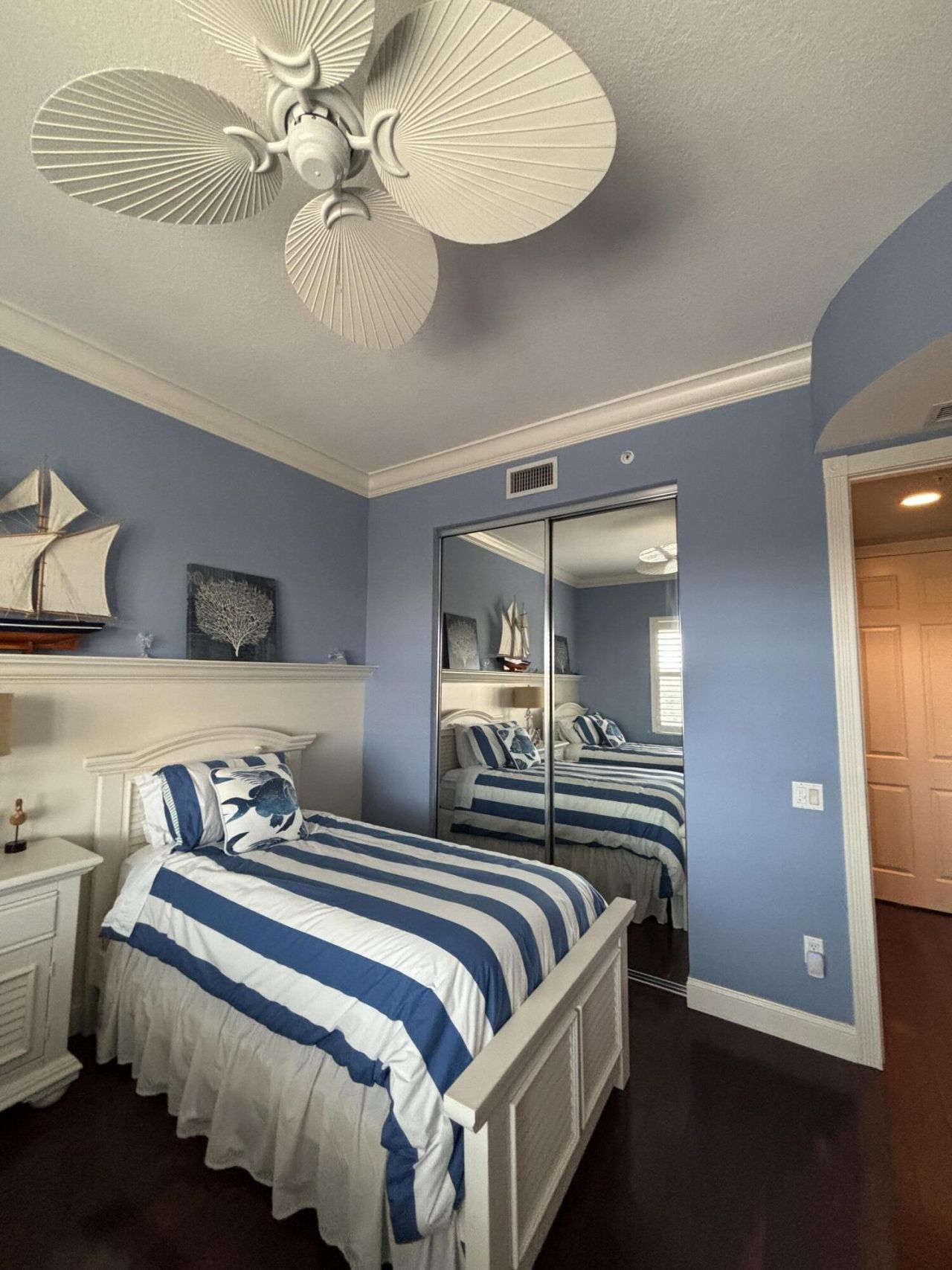 31 Harbour Isle Drive W, Unit PH05, Fort Pierce, FL 34949 Photo