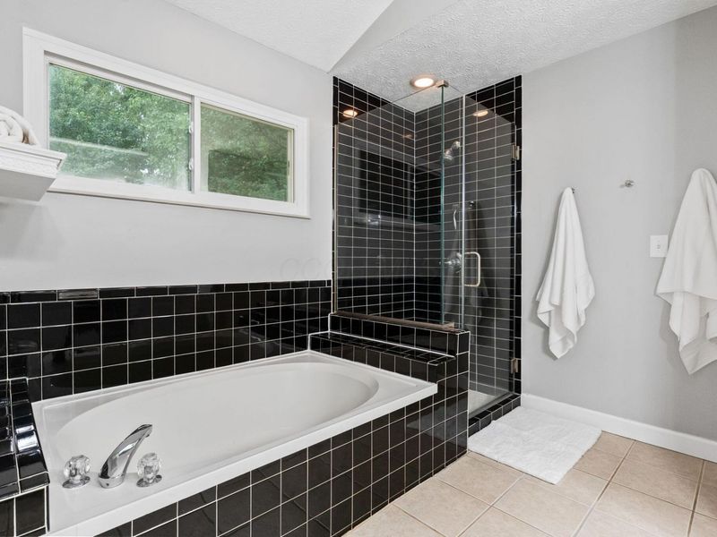 3930 Sleaford Avenue, Columbus, OH 43230 Photo 39