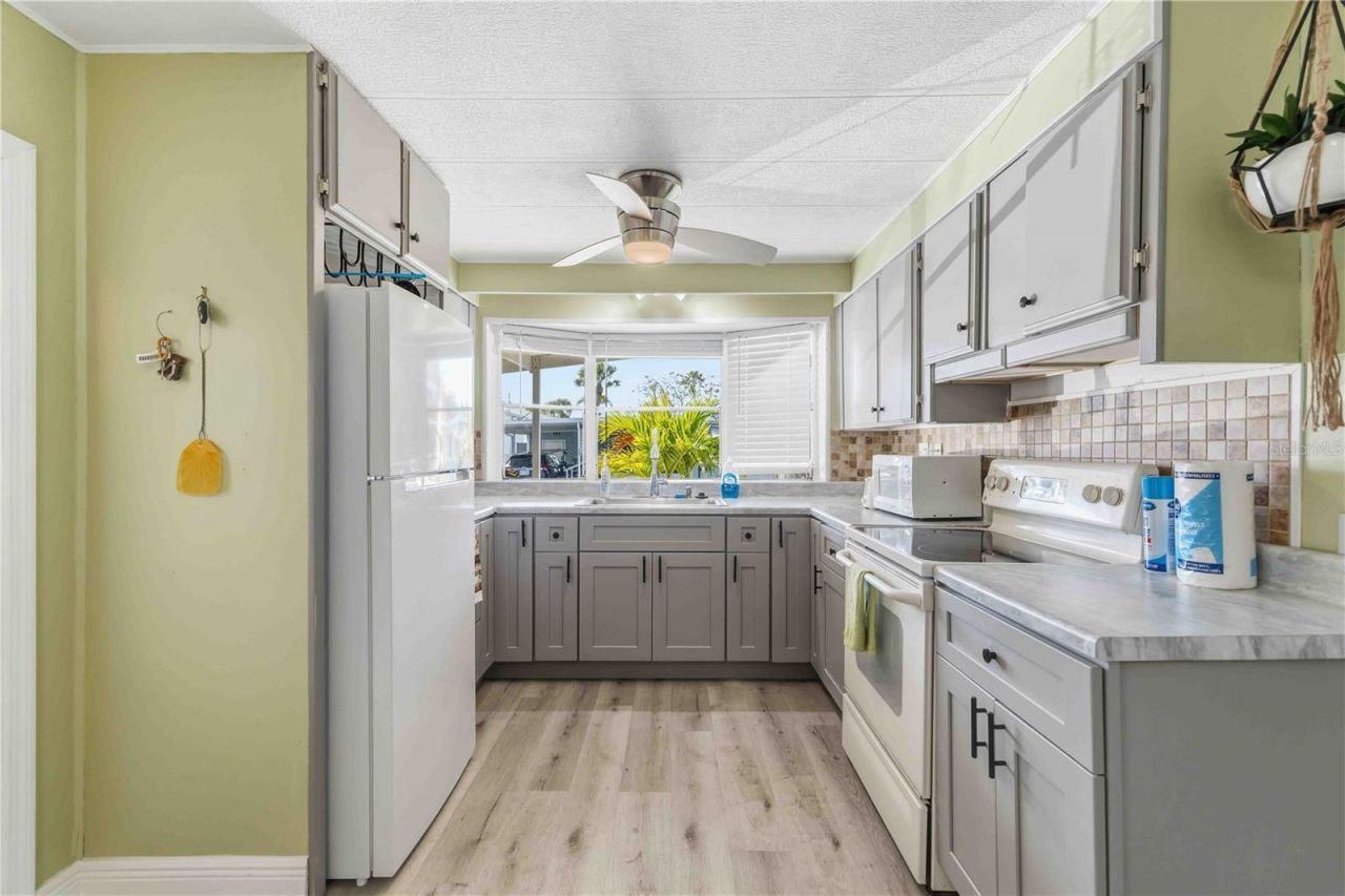 10303 Burnt Store Road , Unit 54, Punta Gorda, FL 33950 Photo