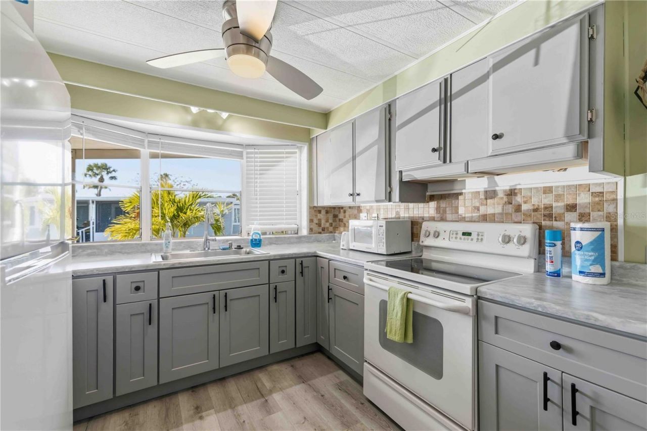 10303 Burnt Store Road , Unit 54, Punta Gorda, FL 33950 Photo
