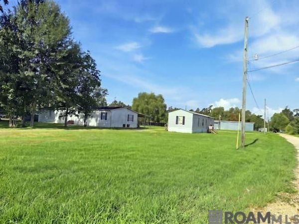 28105 Gaylord Rd, Walker, LA 70785