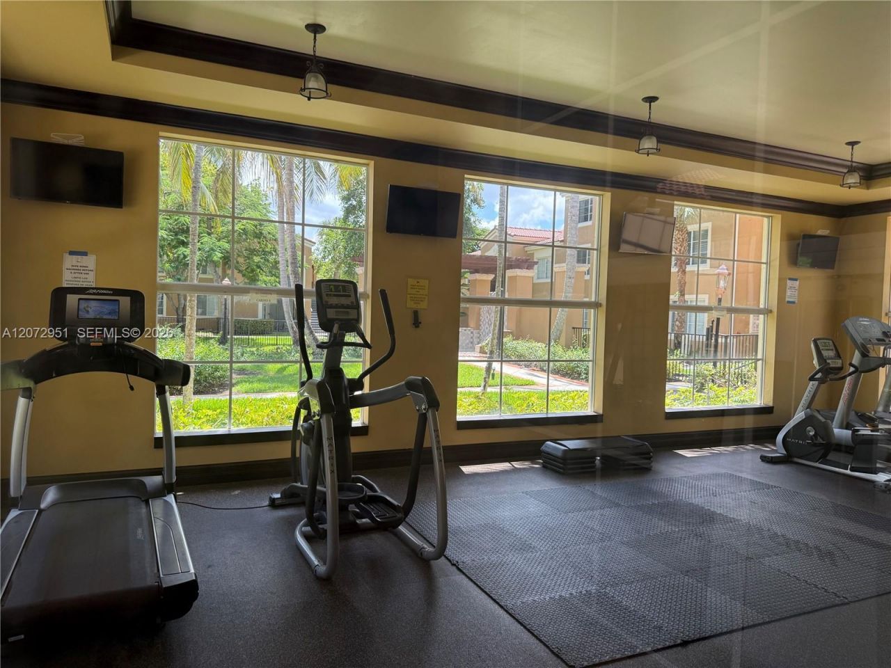 8010 N Nob Hill Rd , Unit 108, Tamarac, FL 33321 Photo