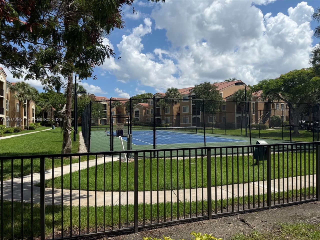 8010 N Nob Hill Rd , Unit 108, Tamarac, FL 33321 Photo