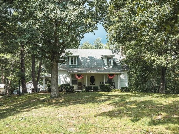 488 Becker Road, Steelville, MO 65565