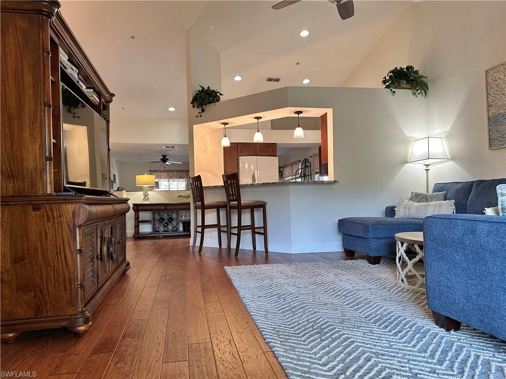 354 Dover Pl, Unit 202, Naples, FL 34104 Photo