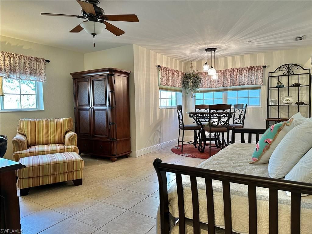 354 Dover Pl, Unit 202, Naples, FL 34104 Photo