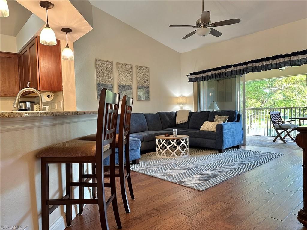 354 Dover Pl, Unit 202, Naples, FL 34104 Photo