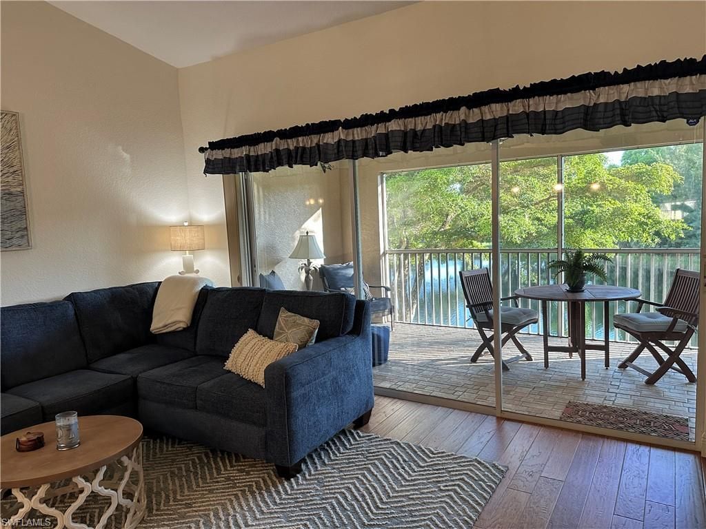 354 Dover Pl, Unit 202, Naples, FL 34104 Photo