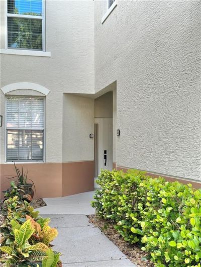 354 Dover Pl, Unit 202, Naples, FL 34104 Photo