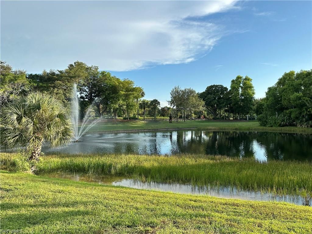 354 Dover Pl, Unit 202, Naples, FL 34104 Photo