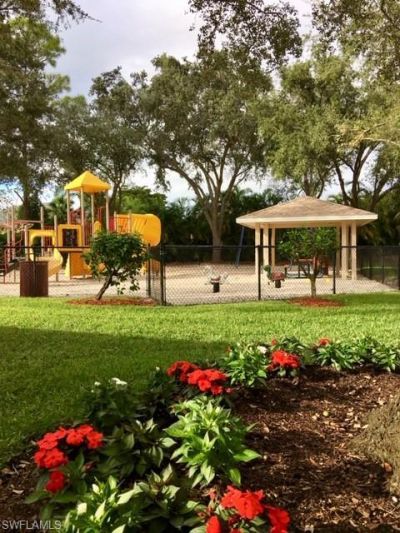 354 Dover Pl, Unit 202, Naples, FL 34104 Photo