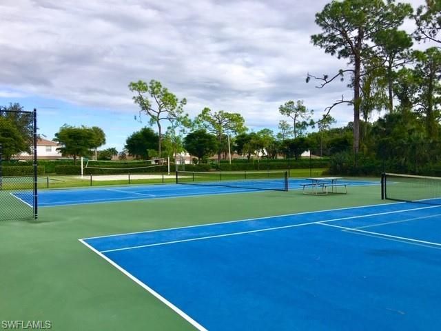 354 Dover Pl, Unit 202, Naples, FL 34104 Photo