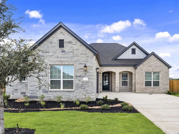 204 AZALEA ALY, Castroville, TX 78009