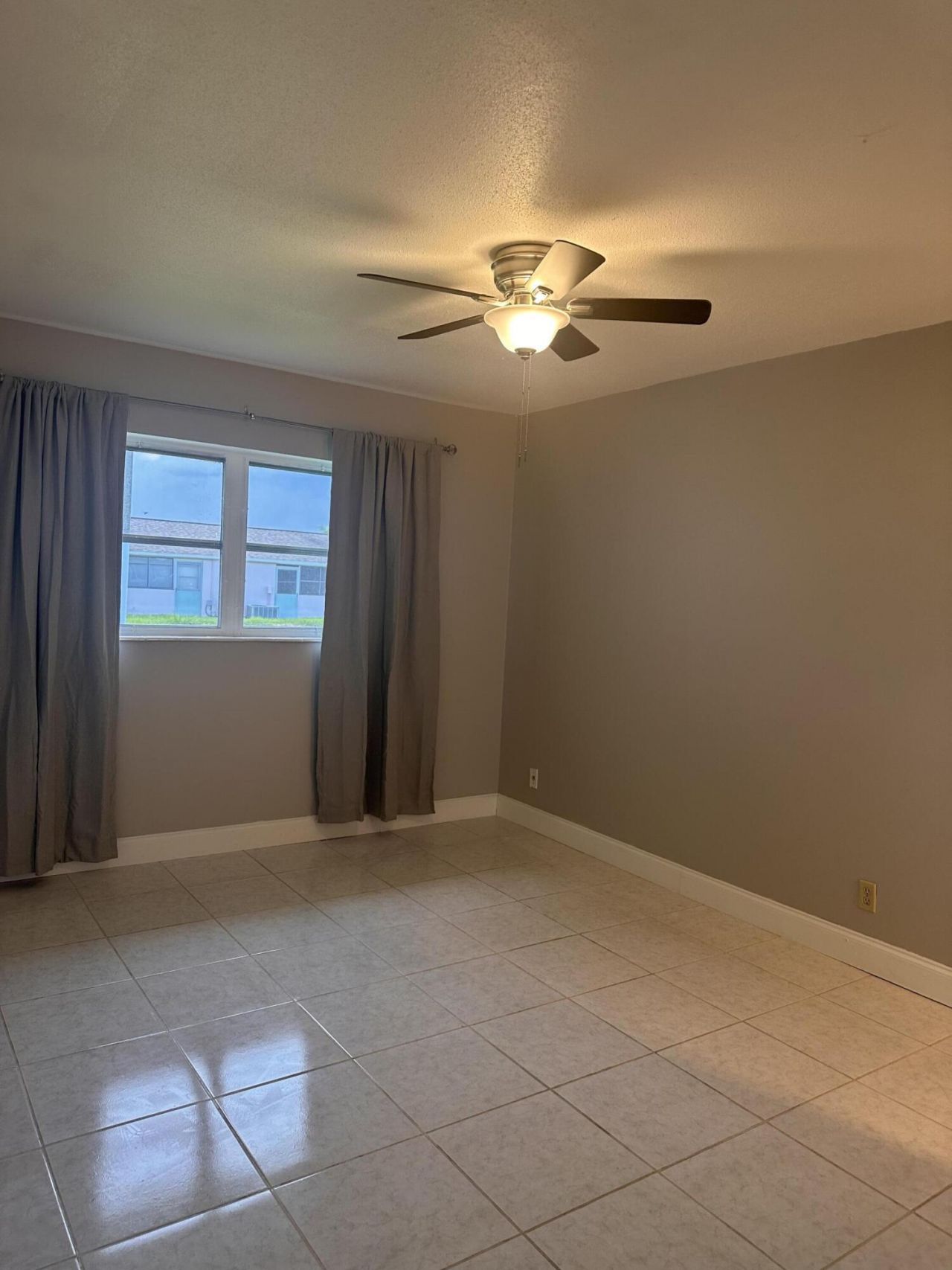 2671 Barkley Drive W, Unit C, West Palm Beach, FL 33415 Photo