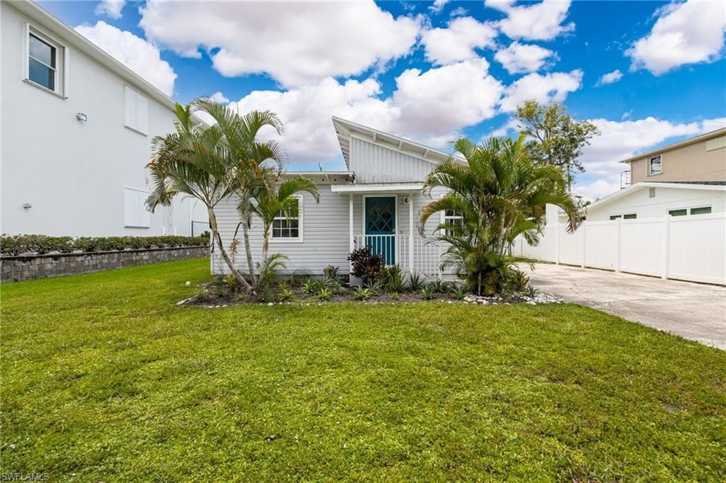 2664 Van Buren Ave , Naples, FL 34112 Photo