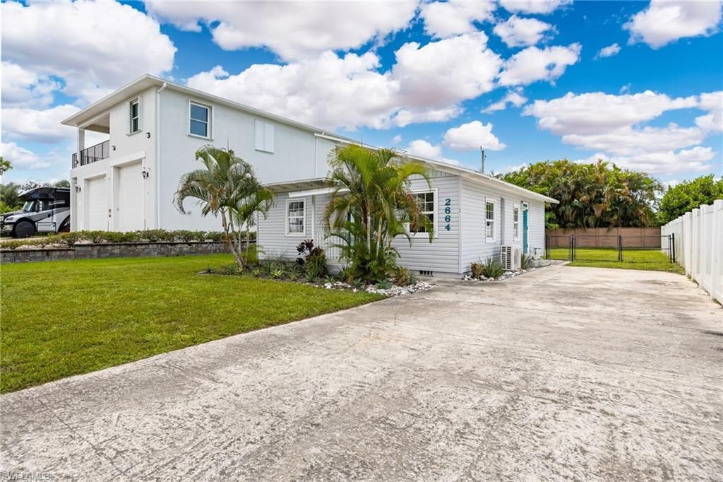 2664 Van Buren Ave , Naples, FL 34112 Photo