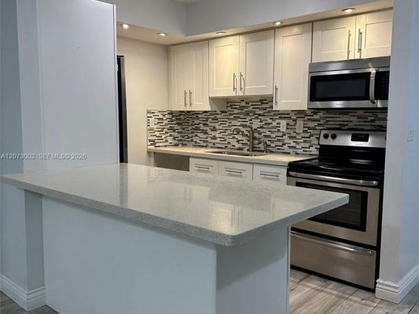 18875 NW 62nd Ave , Unit 115, Hialeah, FL 33015