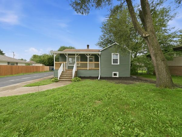 9839 Meade Avenue , Oak Lawn, IL 60453