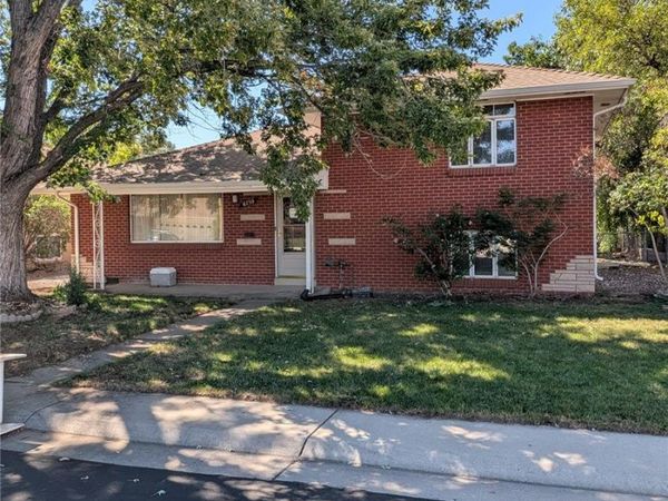 6750 W 54th Place , Arvada, CO 80421