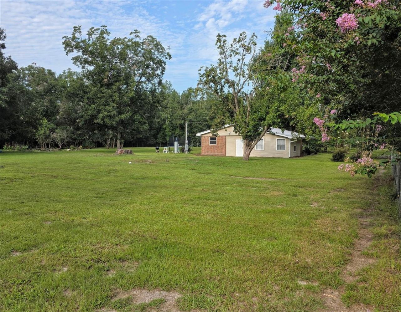 15518 192nd Street , O Brien, FL 32071 Photo