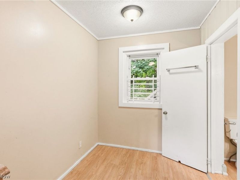 285 Sumner Court, Akron, OH 44311 Photo 10