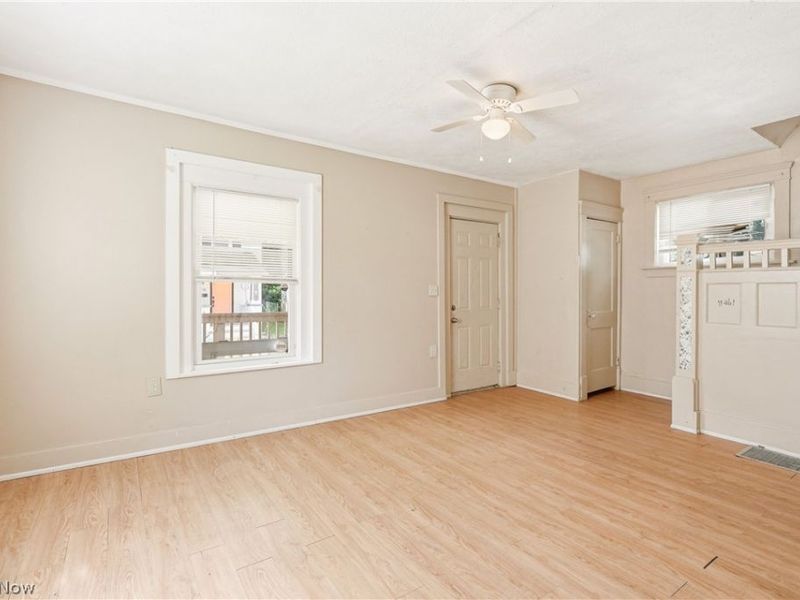 285 Sumner Court, Akron, OH 44311 Photo 5