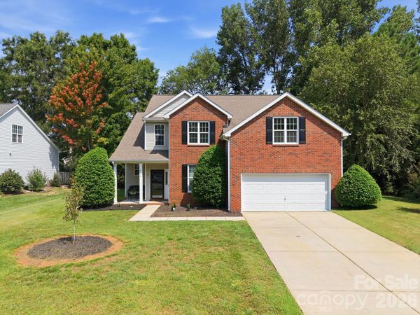 9716 Southampton Commons Drive, Charlotte, NC 28277
