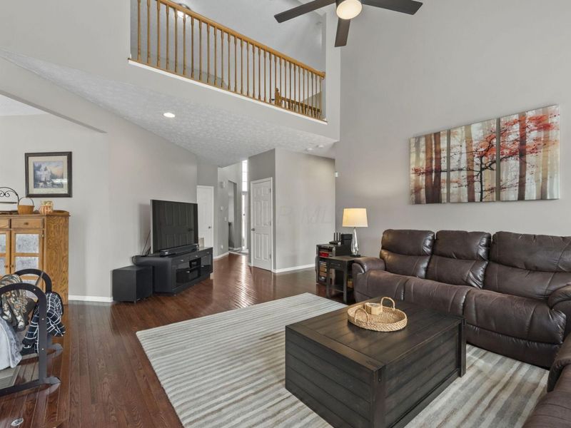 717 Preston Trails Drive , Pickerington, OH 43147 Photo 17
