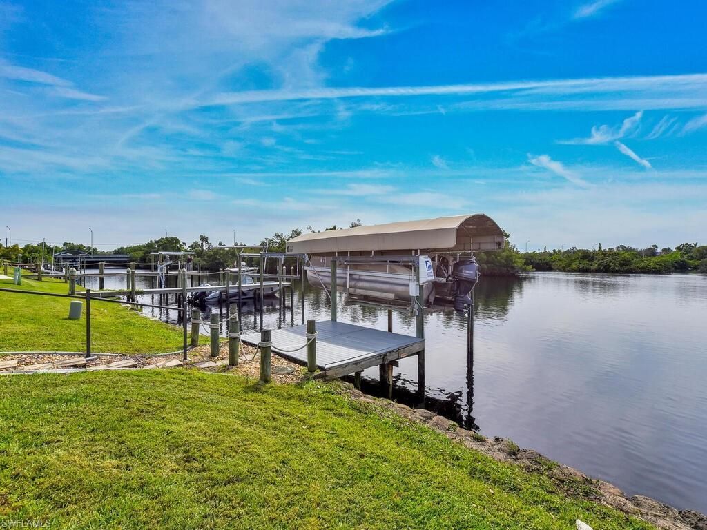 37 Channel Ln , Fort Myers, FL 33905 Photo