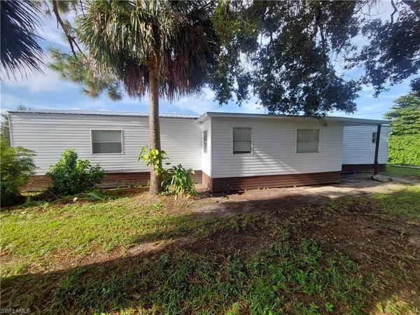 8386 Tolles DR , NORTH FORT MYERS, FL 33917