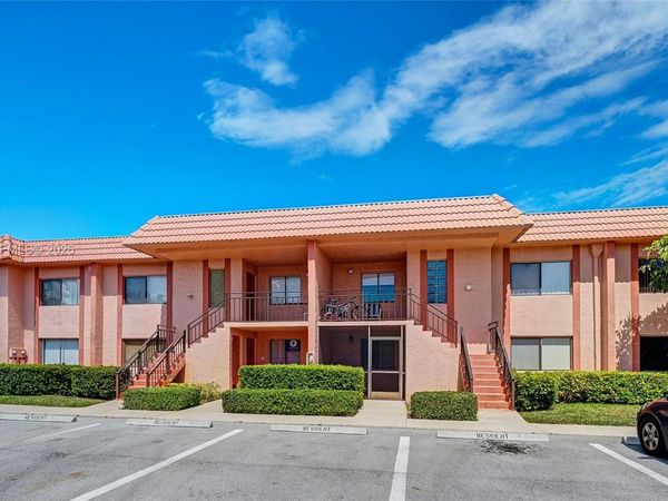 231 Lakeview Drive , Unit 103, Weston, FL 33326