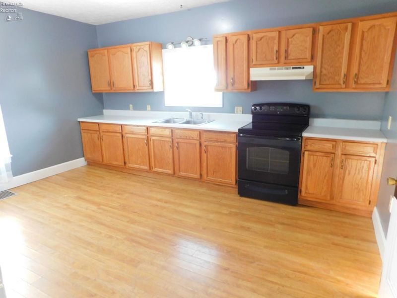 44 E Main Street, Greenwich, OH 44837 Photo 5