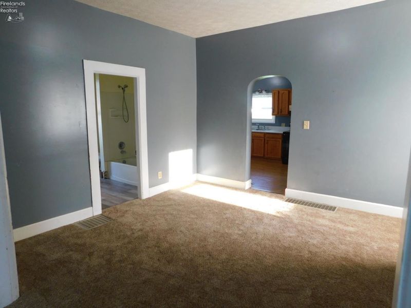 44 E Main Street, Greenwich, OH 44837 Photo 6