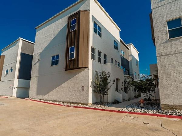 1217 Beaconfield Lane, Unit 811, Arlington, TX 76011