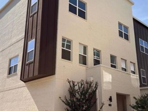 1217 Beaconfield Lane, Unit 811, Arlington, TX 76011