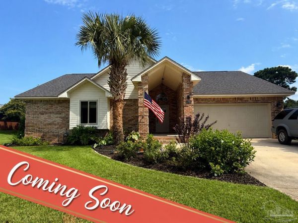 6886 Fernandina Rd, Navarre, FL 32566