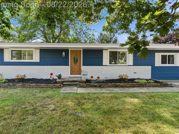 12606 Greenhill Drive, Grand Blanc, Mi 48439