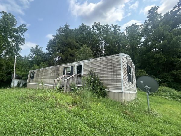 112 Stiner Shores Rd, Sharps Chapel, TN 37866