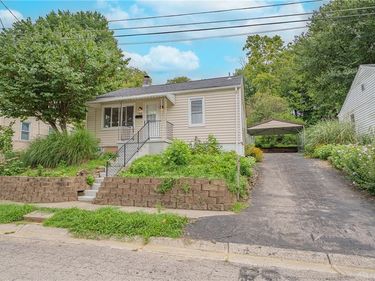 490 Valley View Drive, South Lebanon, OH 45065