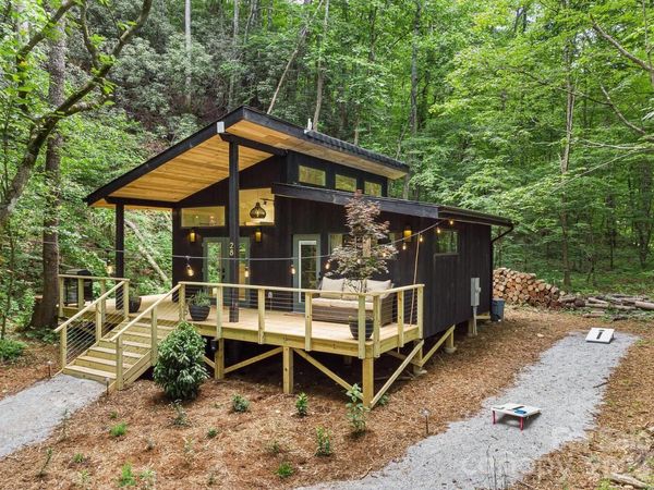 317 Twinbrook Lane, Maggie Valley, NC 28751