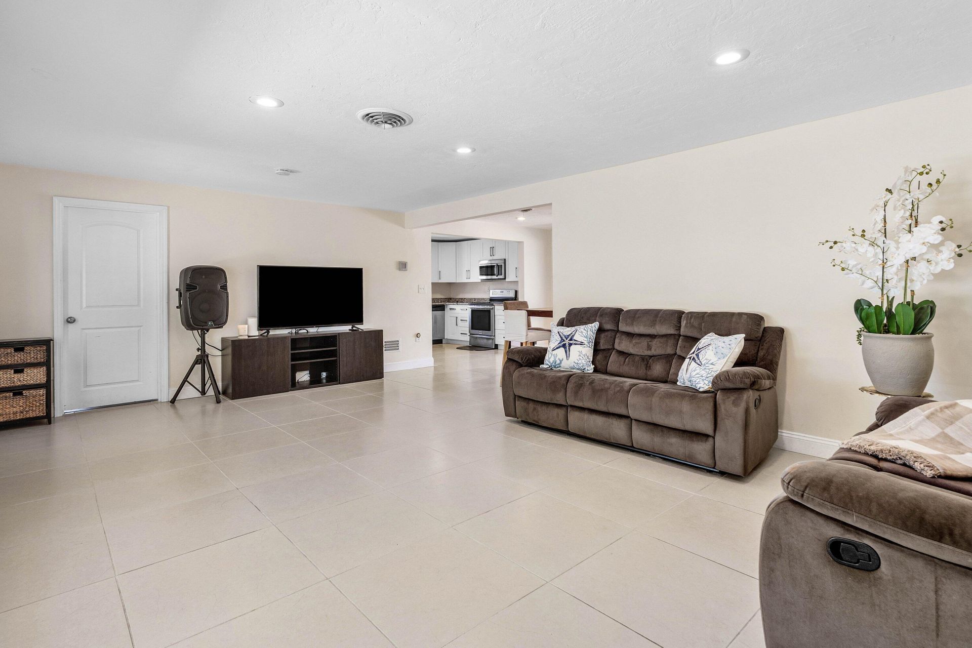 1620 SW 4th Avenue, Pompano Beach, FL 33060 Photo
