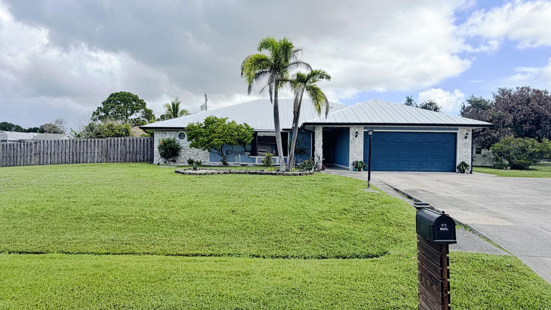 757 SE Lighthouse Avenue, Port Saint Lucie, FL 34983 Photo