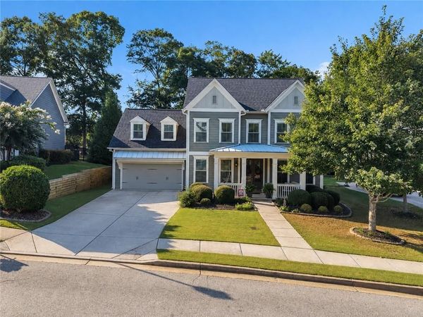 7016 Dove Point Lane , Hoschton, GA 30548