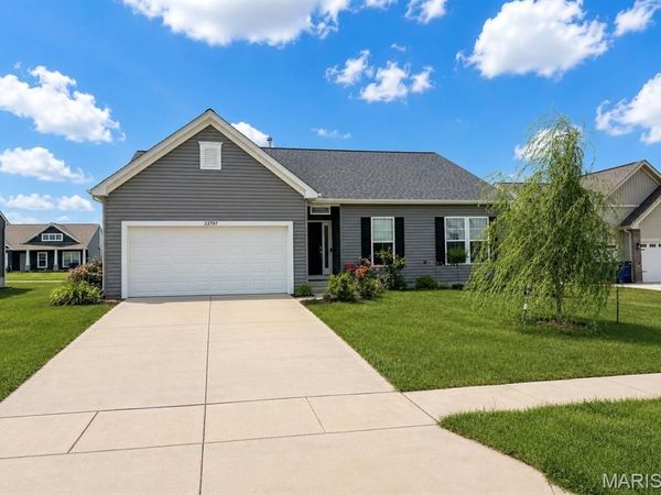 22707 Danison Drive , Warrenton, MO 63383